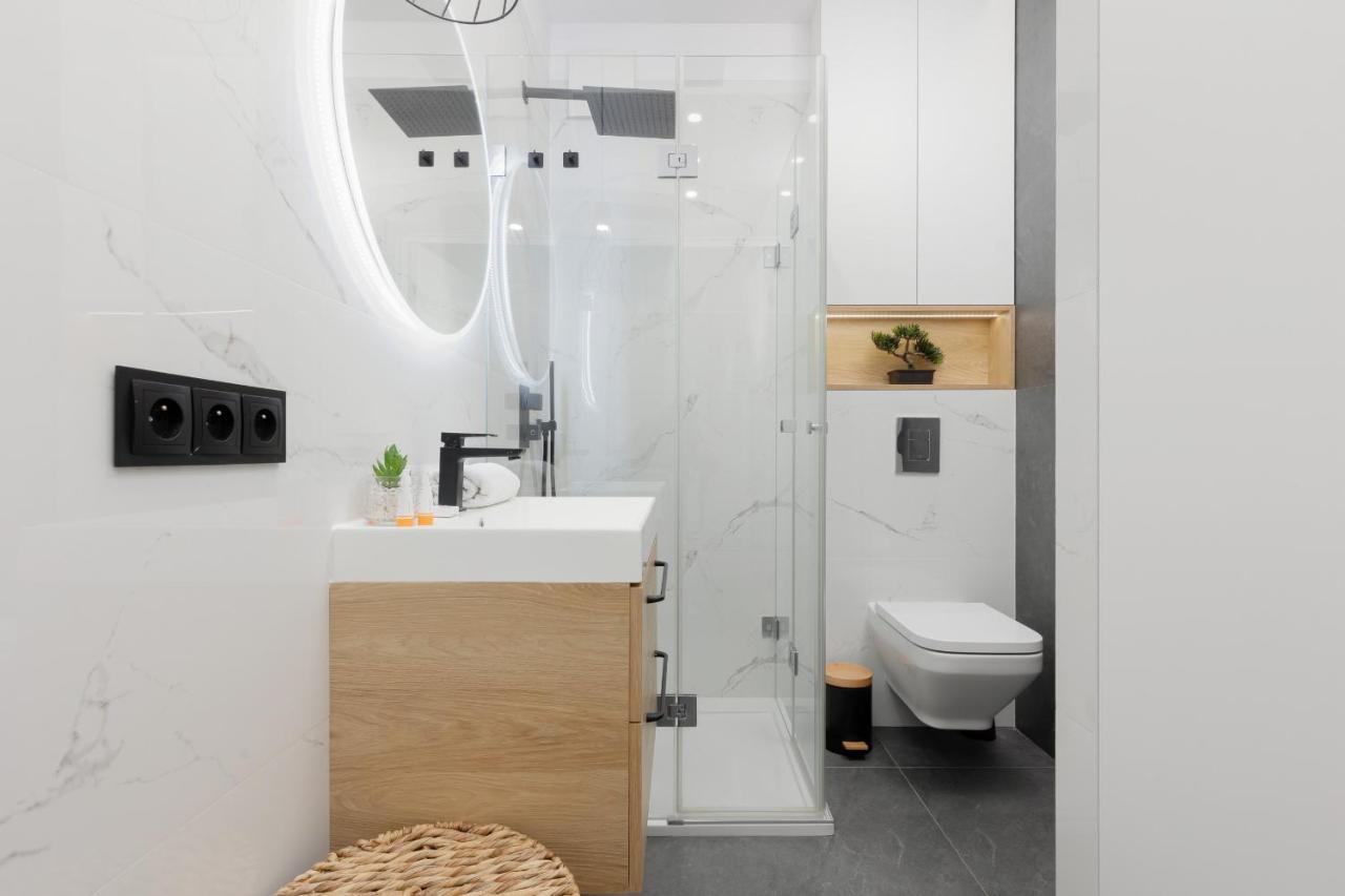 Loft With Parking In By Renters Warszawa